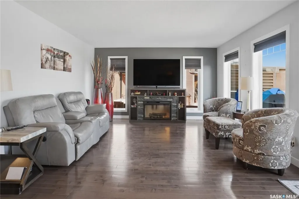86 28th Street Battleford SK S0M 0E0