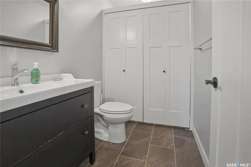 86 28th Street Battleford SK S0M 0E0