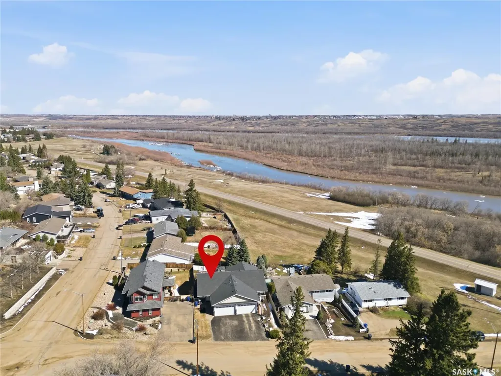 86 28th Street Battleford SK S0M 0E0