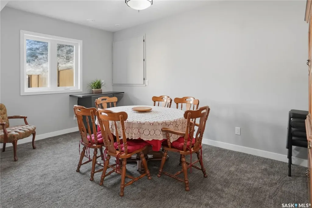 86 28th Street Battleford SK S0M 0E0