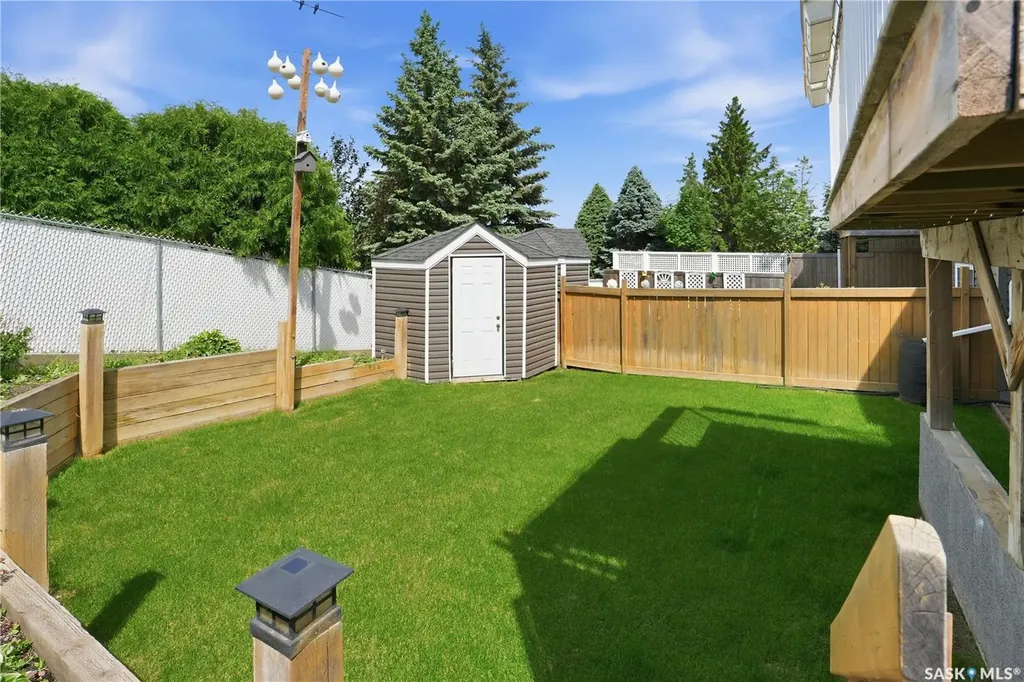 86 28th Street Battleford SK S0M 0E0