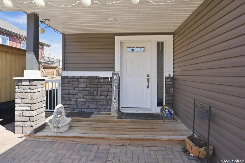86 28th Street Battleford SK S0M 0E0