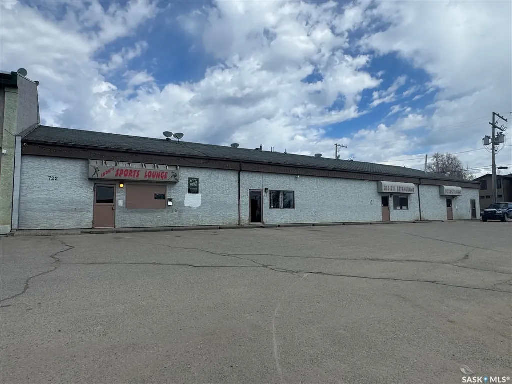 722 La Ronge Avenue La Ronge SK S0J 1L0