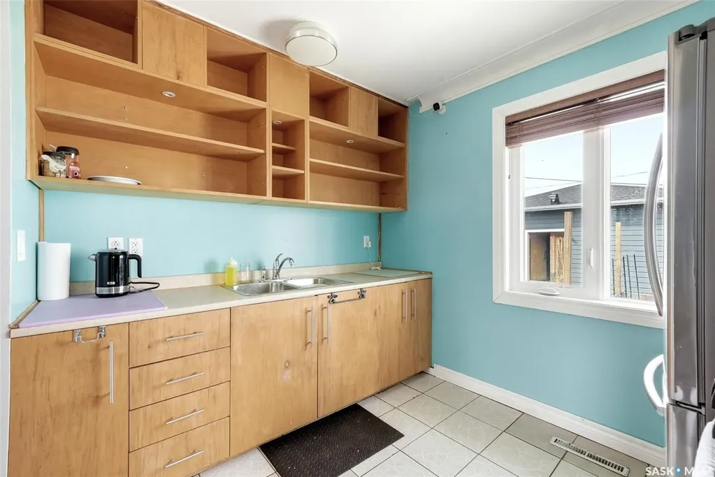2510 Edward Street Regina SK S4S 0M8