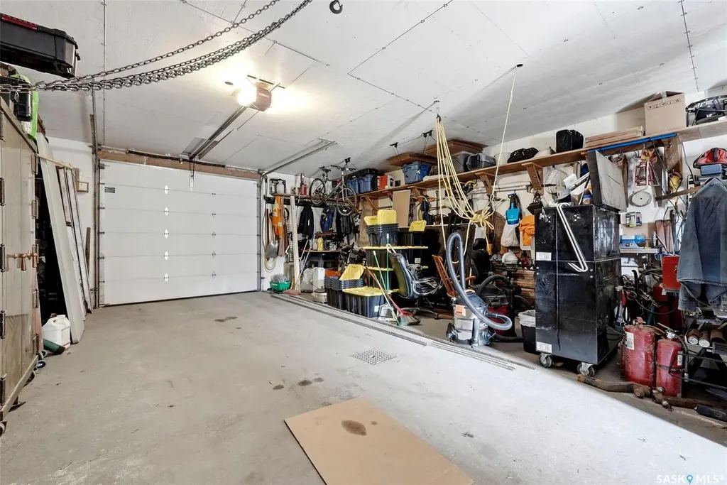 2510 Edward Street Regina SK S4S 0M8
