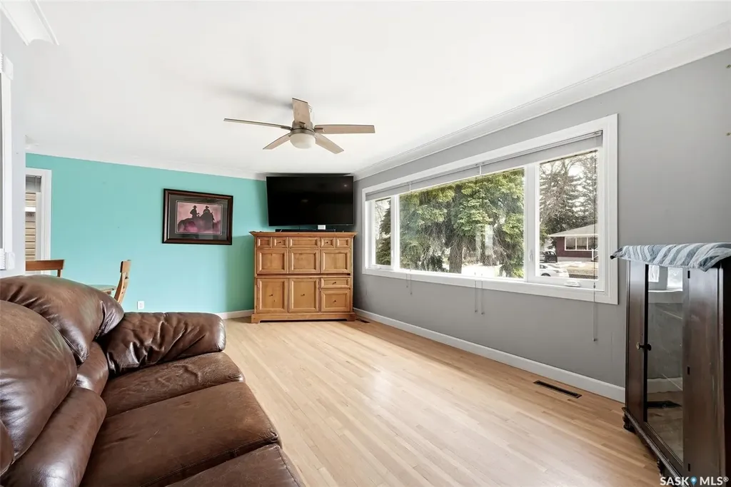 2510 Edward Street Regina SK S4S 0M8