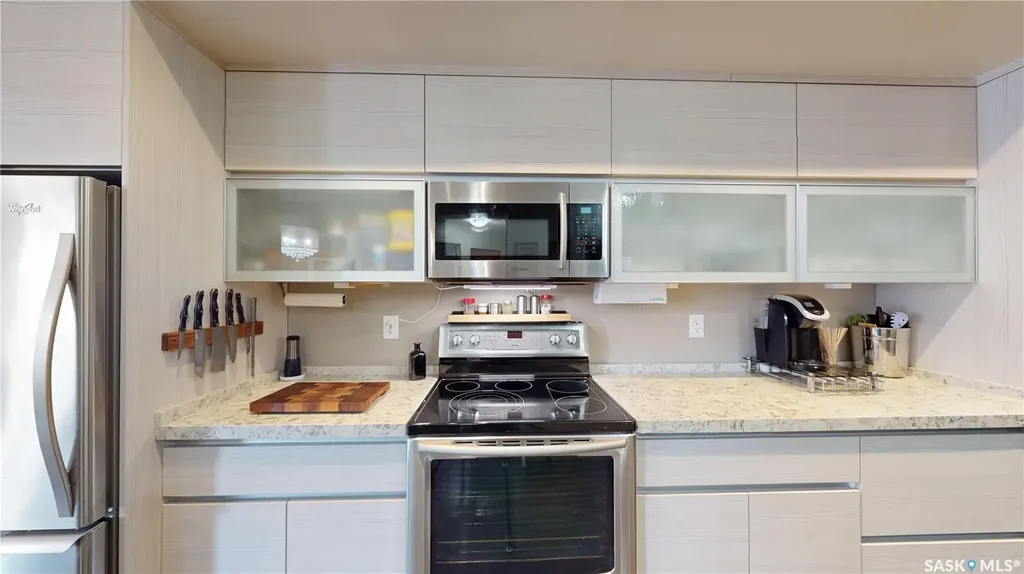223 Evergreen Square Saskatoon SK S7W 0W2