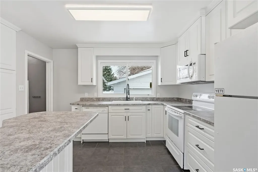 1604 Preston Avenue S Saskatoon SK S7H 2V8