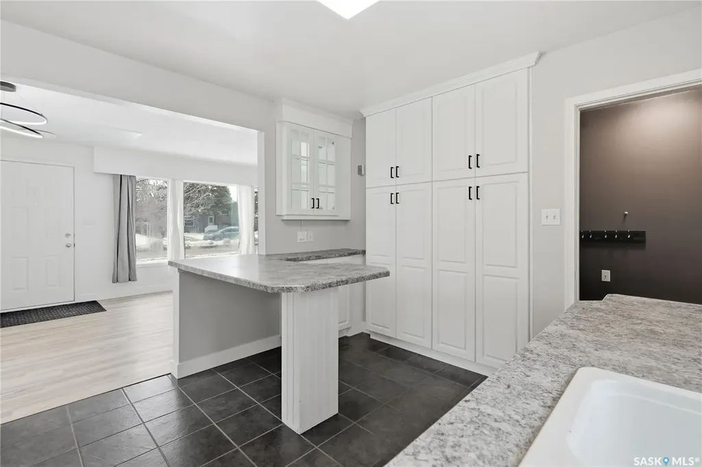 1604 Preston Avenue S Saskatoon SK S7H 2V8