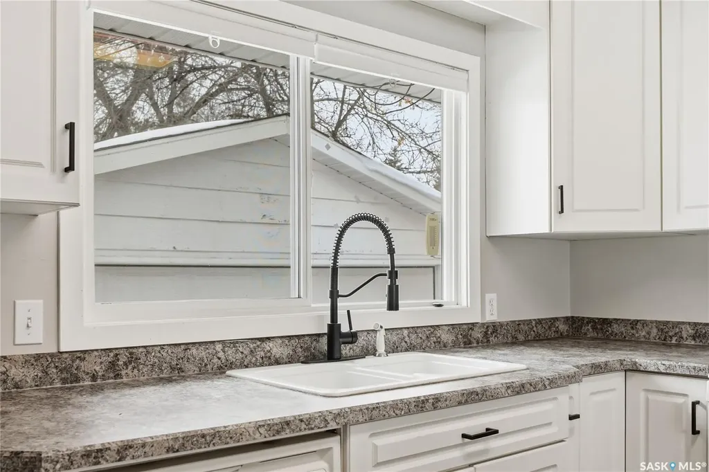1604 Preston Avenue S Saskatoon SK S7H 2V8