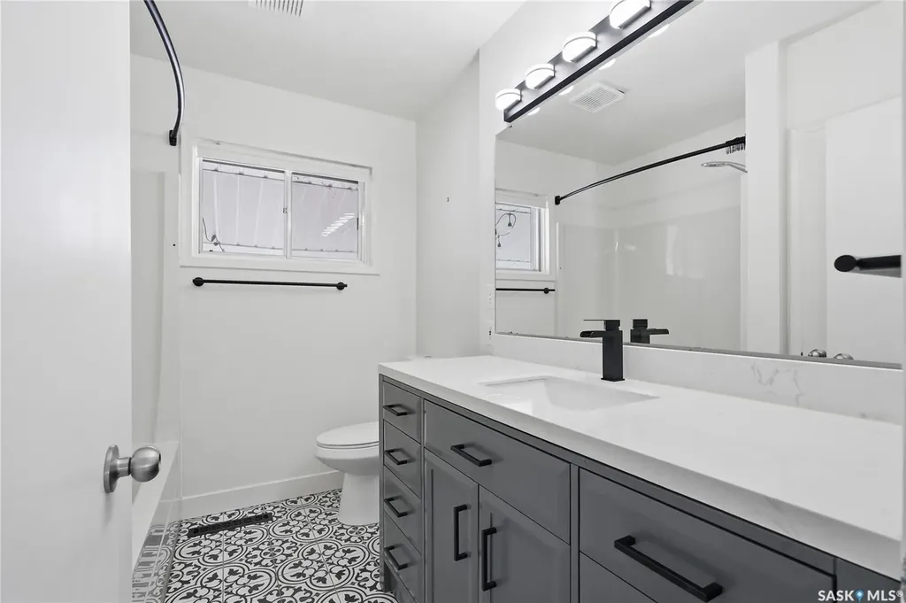 1604 Preston Avenue S Saskatoon SK S7H 2V8