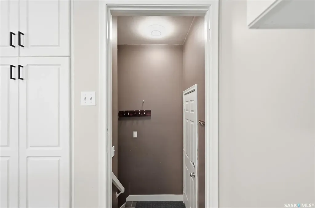 1604 Preston Avenue S Saskatoon SK S7H 2V8
