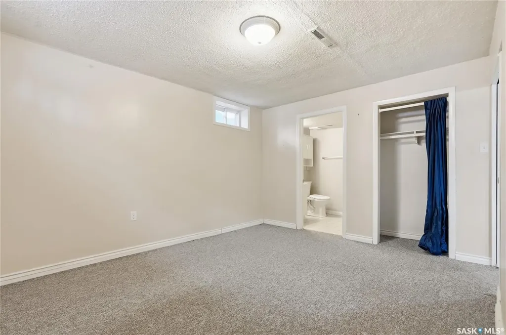 1604 Preston Avenue S Saskatoon SK S7H 2V8
