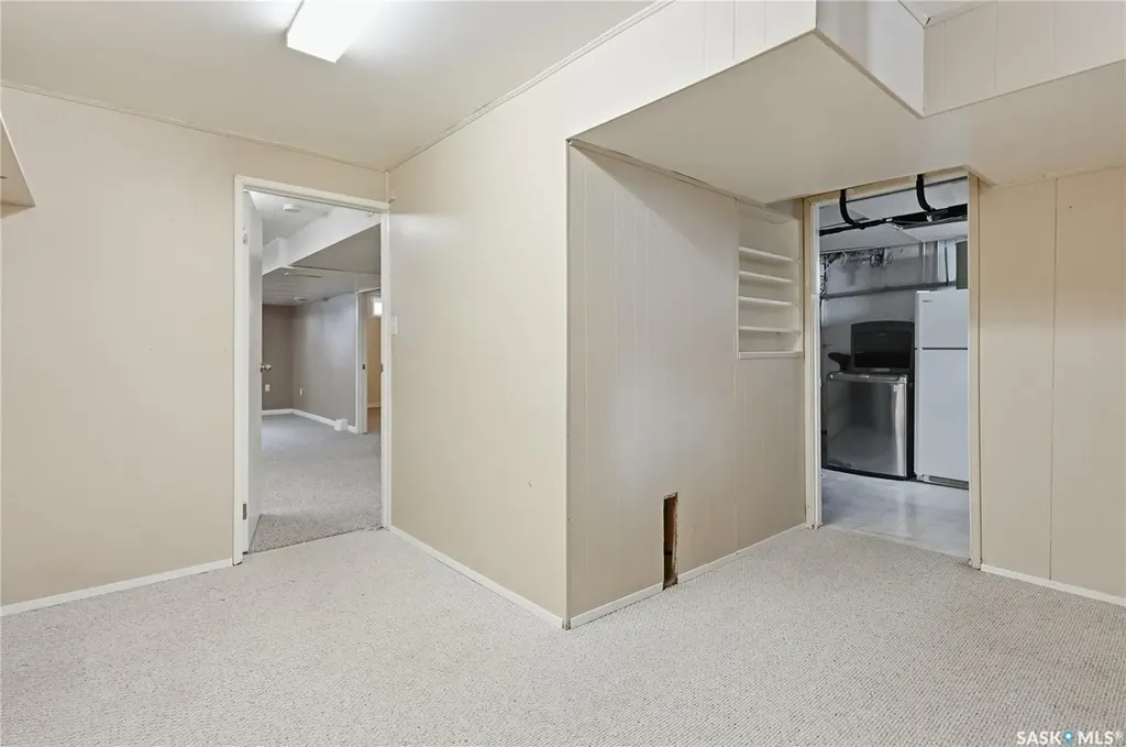 1604 Preston Avenue S Saskatoon SK S7H 2V8