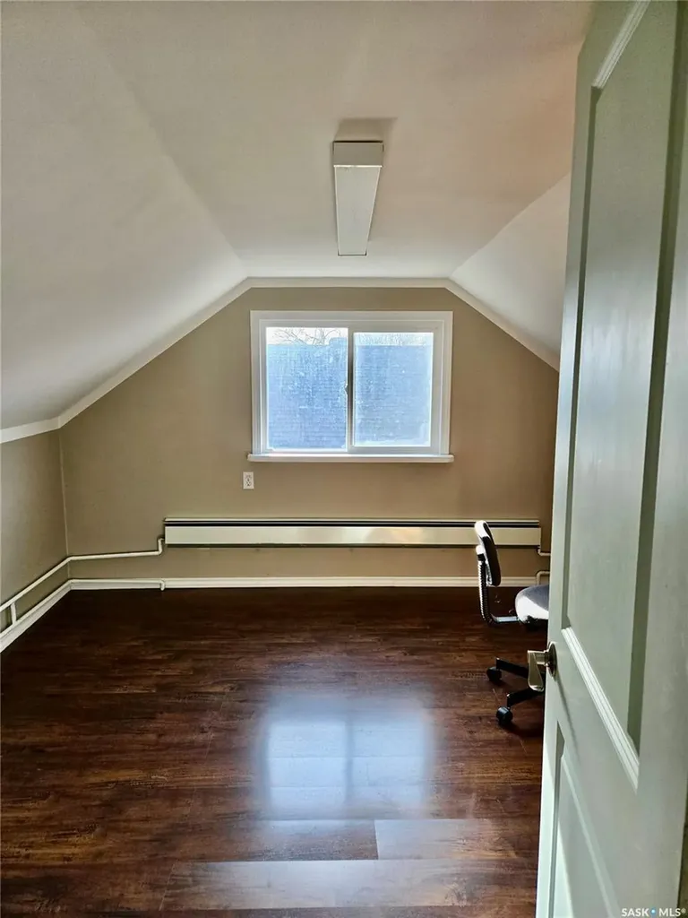 1517 3rd Street Estevan SK S4A 0S5