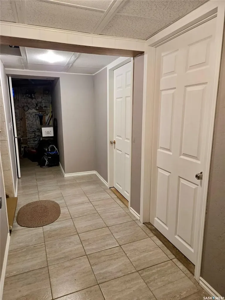 1517 3rd Street Estevan SK S4A 0S5
