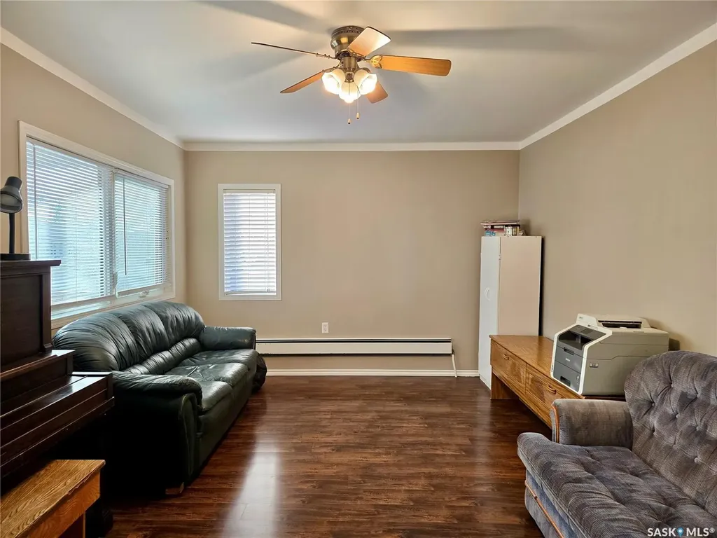 1517 3rd Street Estevan SK S4A 0S5