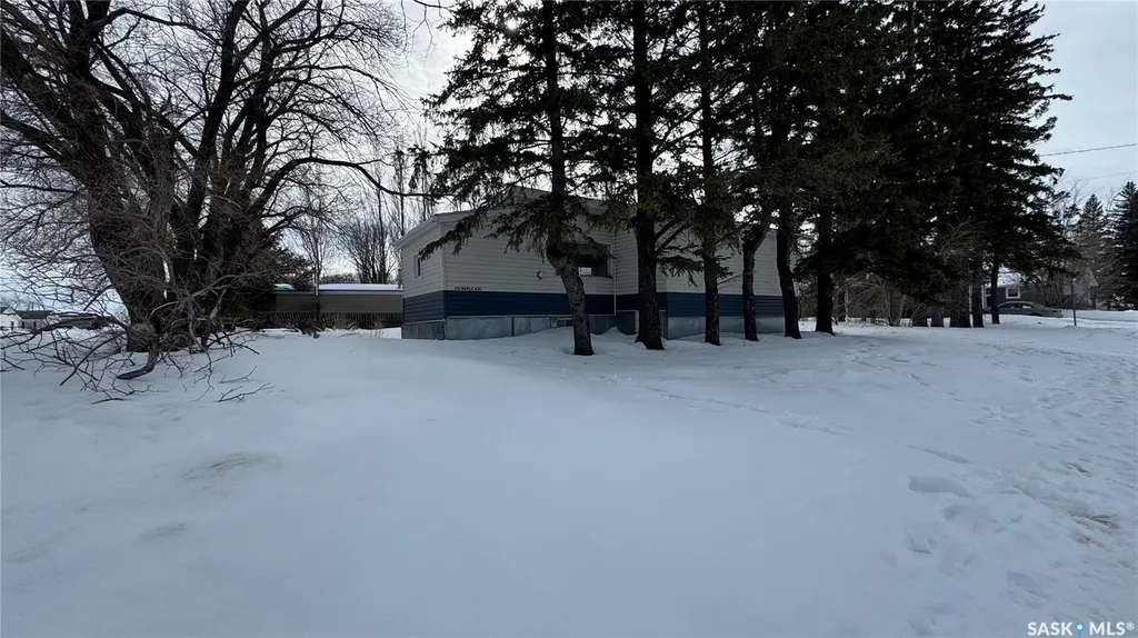 301 Maple Avenue Melfort SK S0E 1A0