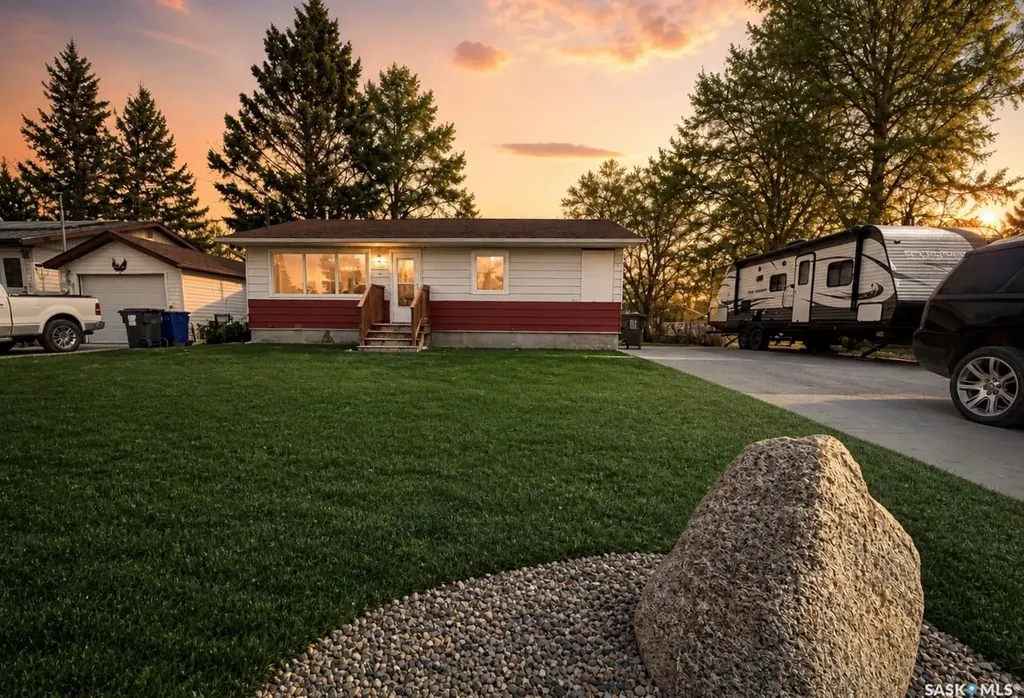 737 Sumner Street Esterhazy SK S0A 0X0