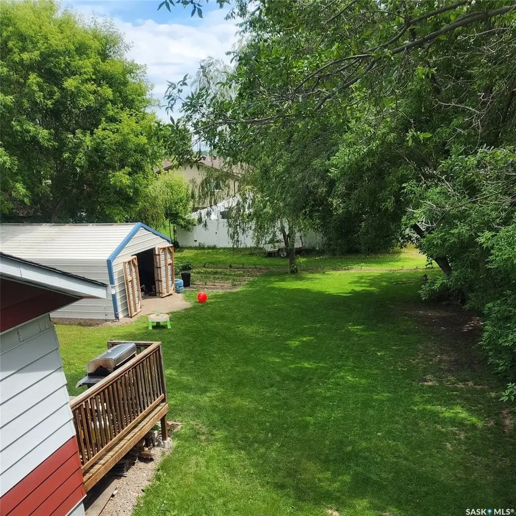 737 Sumner Street Esterhazy SK S0A 0X0