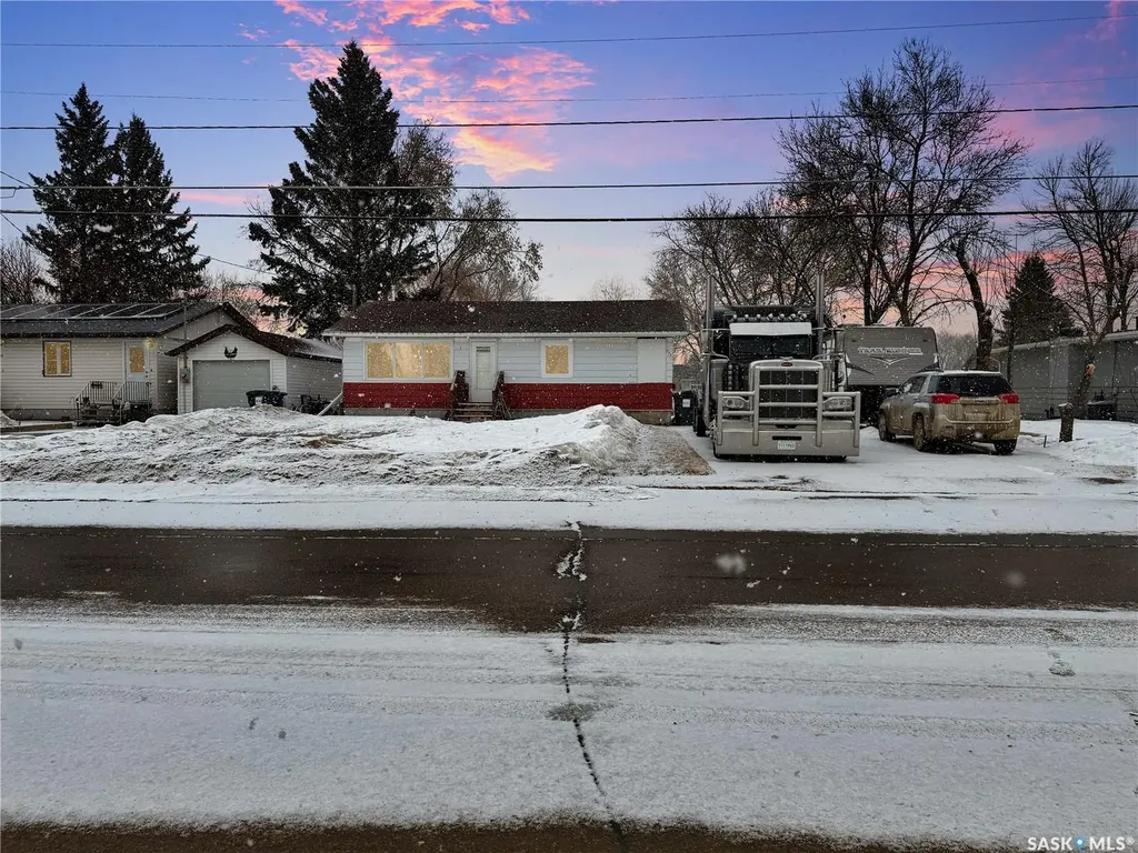 737 Sumner Street Esterhazy SK S0A 0X0
