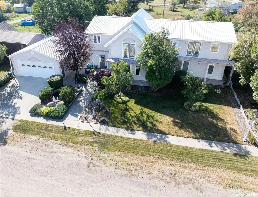 304 1st Street W Milden SK S0L 2L0