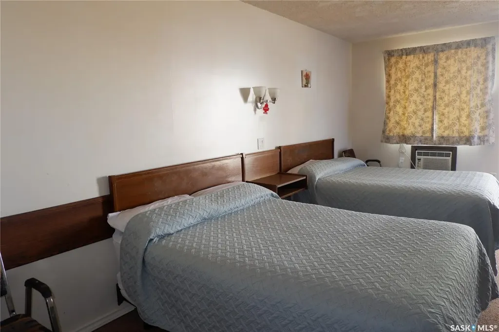 143 Railway Avenue Coronach SK S0H 0Z0