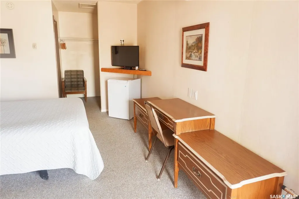 143 Railway Avenue Coronach SK S0H 0Z0