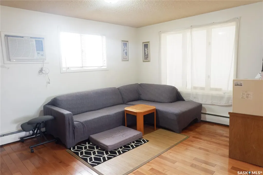 143 Railway Avenue Coronach SK S0H 0Z0