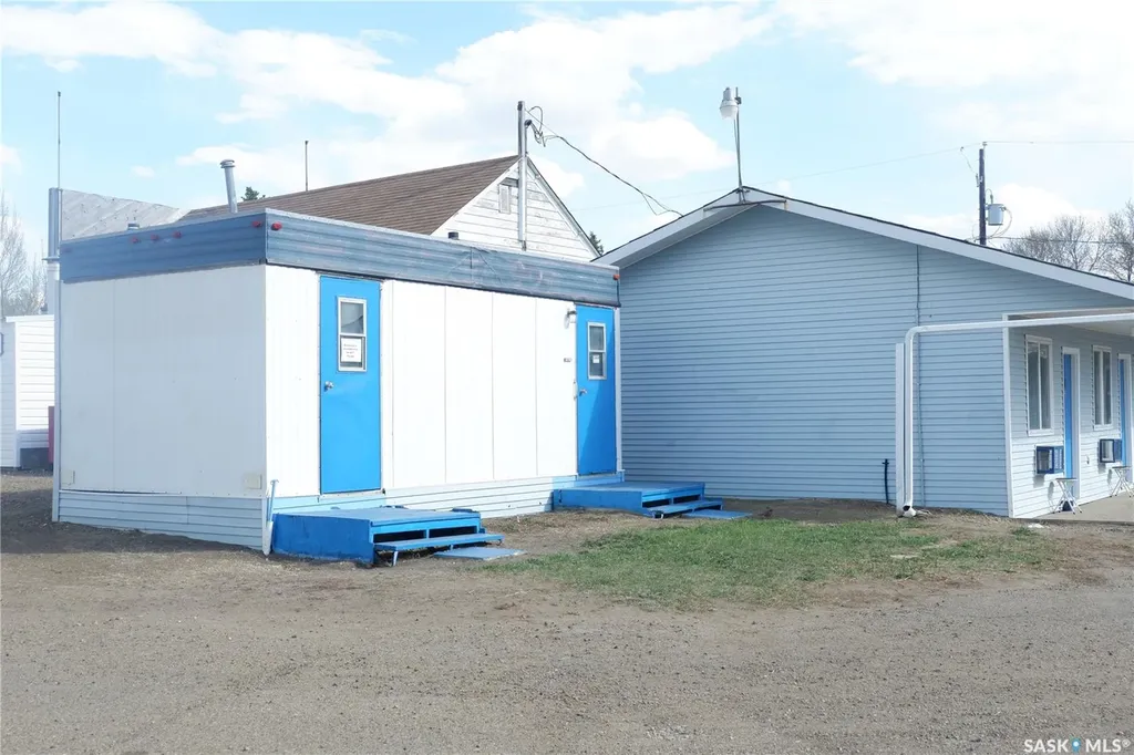 143 Railway Avenue Coronach SK S0H 0Z0