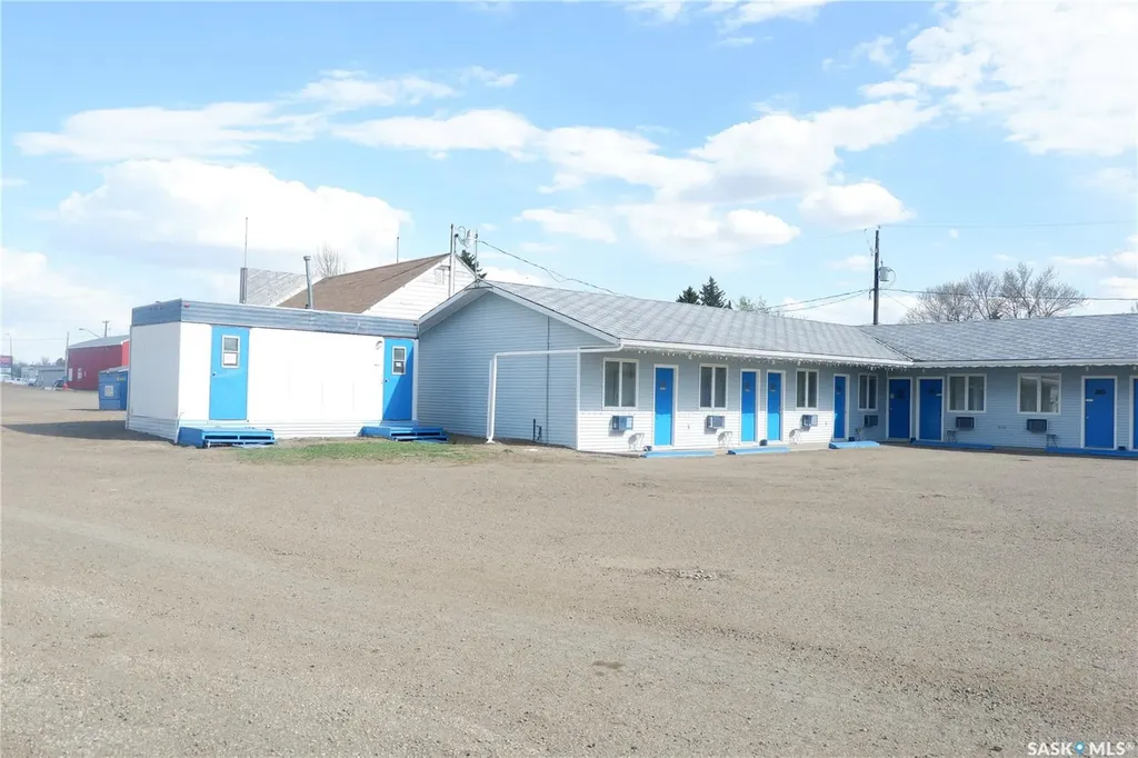 143 Railway Avenue Coronach SK S0H 0Z0