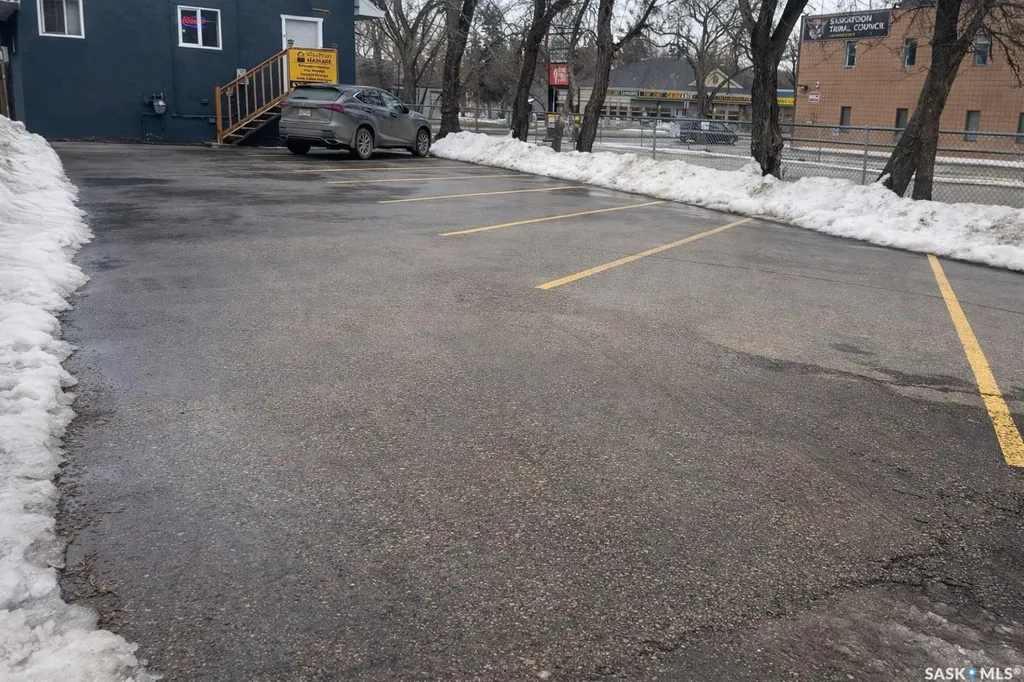 1229 Idylwyld Drive N Saskatoon SK S7L 1A3