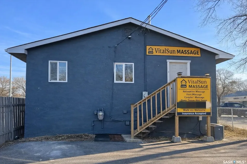 1229 Idylwyld Drive N Saskatoon SK S7L 1A3