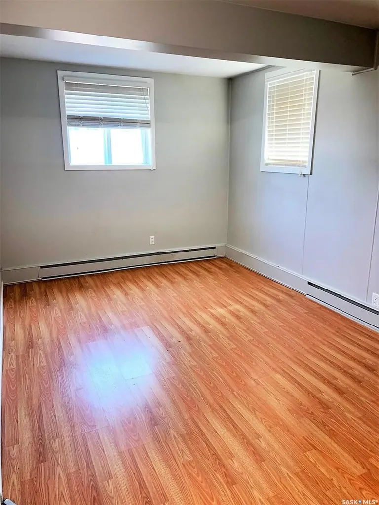 267 7th Avenue NW Swift Current SK S9H 0Y9