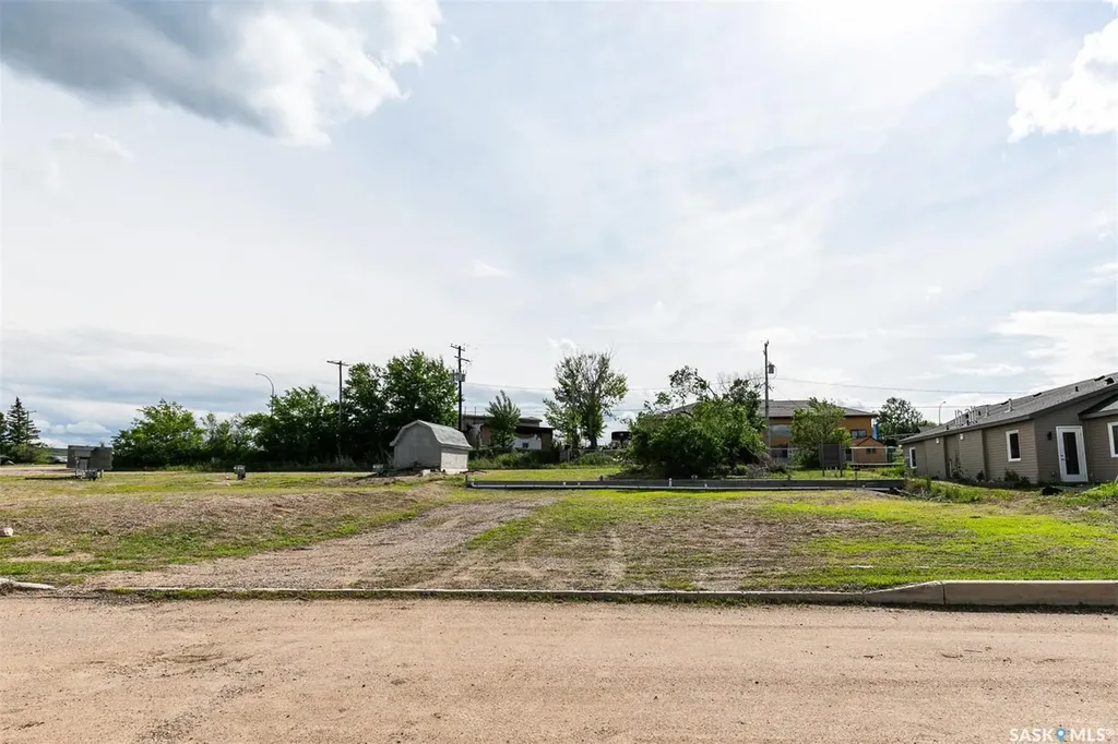 33 & 43 Atlantic Avenue Kerrobert SK S0L 1R0