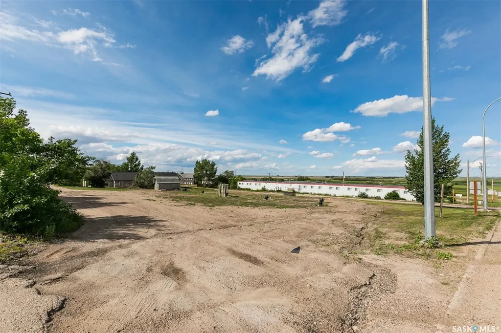 33 & 43 Atlantic Avenue Kerrobert SK S0L 1R0