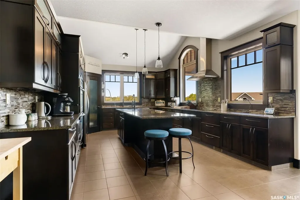 15 Meadow Bay Lumsden SK S0G 3C0