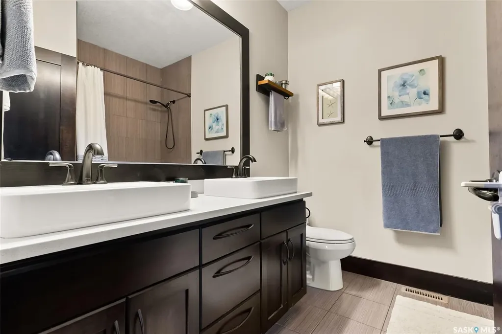 15 Meadow Bay Lumsden SK S0G 3C0