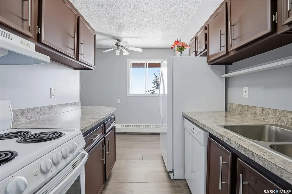 31 Rodenbush Drive Regina SK S4R 8C4