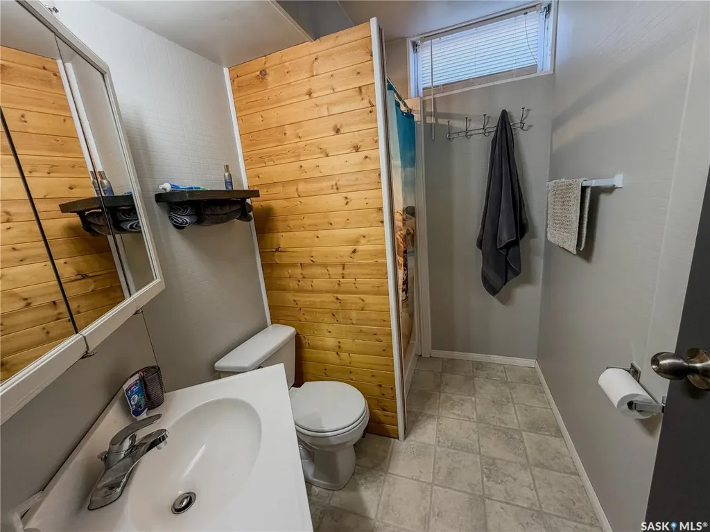 210 Wells Avenue E Langenburg SK S0A 2A0