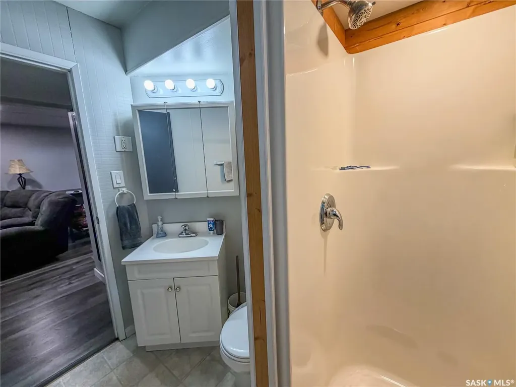 210 Wells Avenue E Langenburg SK S0A 2A0