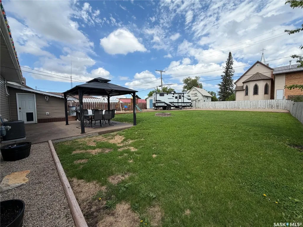 210 Wells Avenue E Langenburg SK S0A 2A0