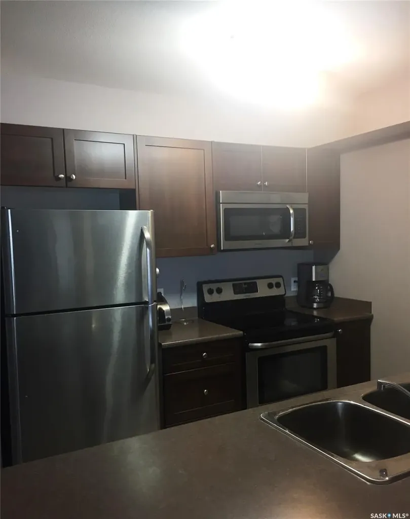 820 5th Street NE Weyburn SK S4H 2V2