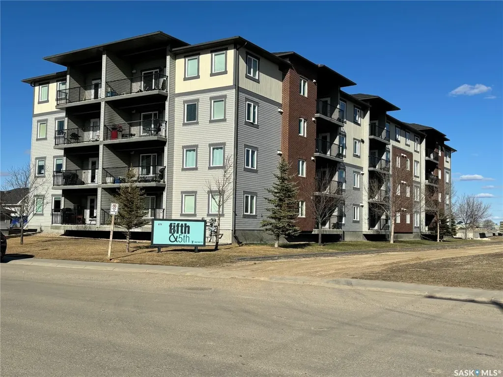 820 5th Street NE Weyburn SK S4H 2V2