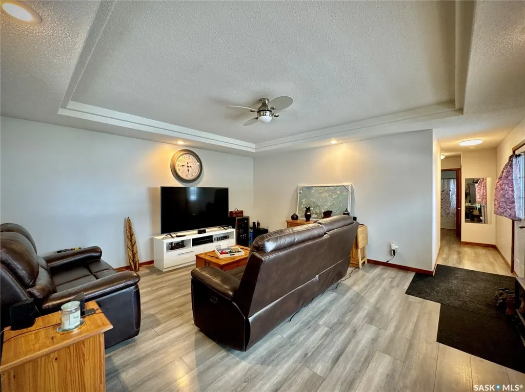 220 Fifth Street Bredenbury SK S0A 0H0