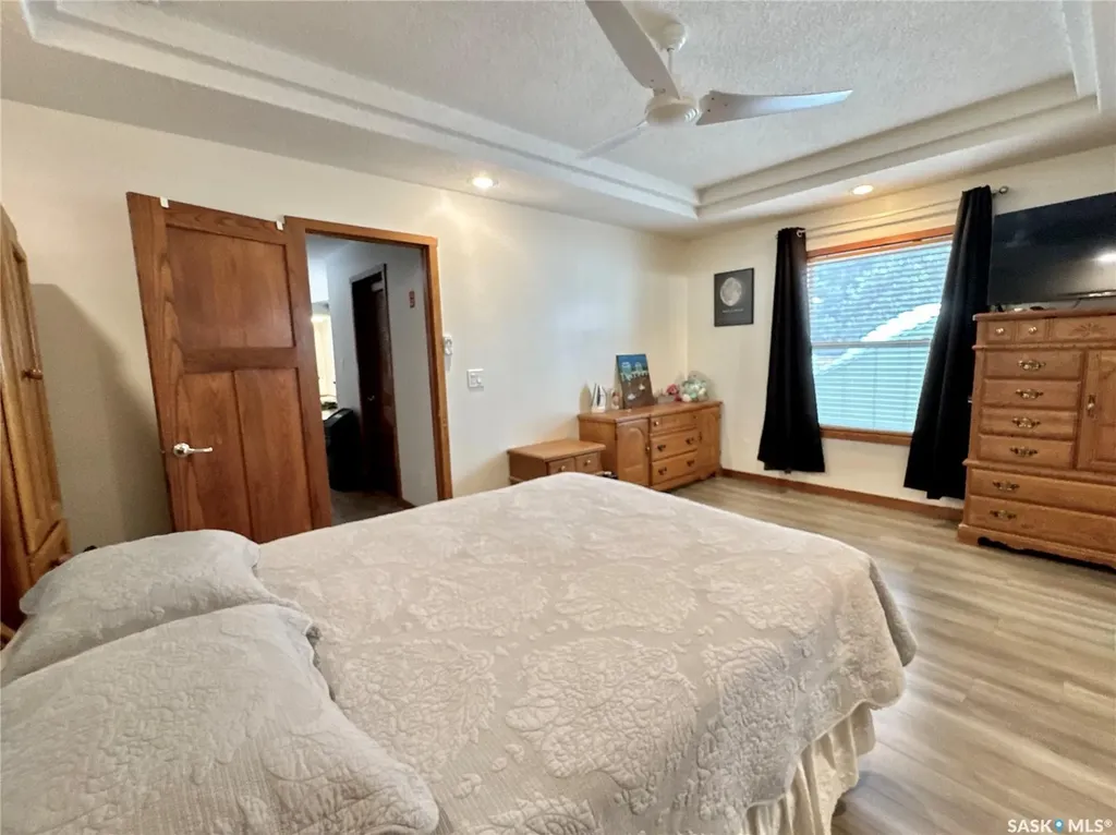 220 Fifth Street Bredenbury SK S0A 0H0