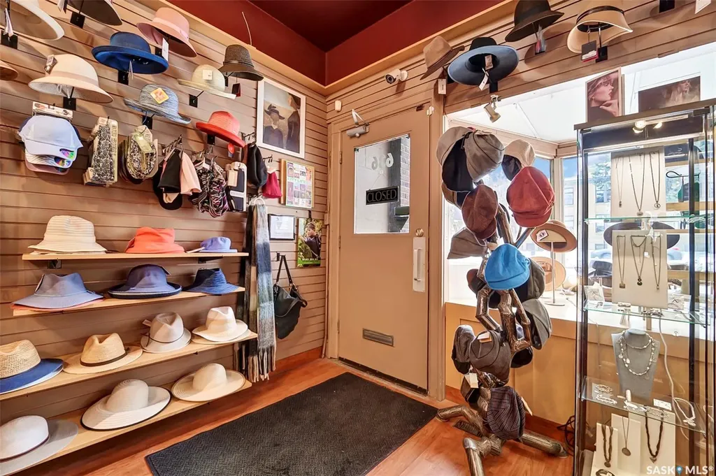 636 Broadway Avenue Saskatoon SK S7N 1A9