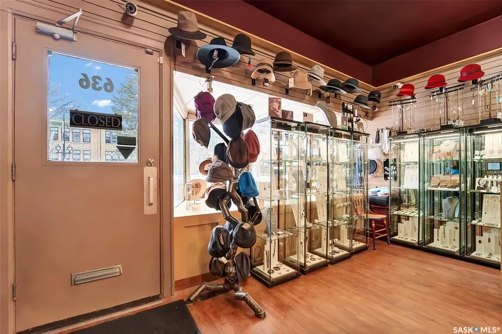 636 Broadway Avenue Saskatoon SK S7N 1A9