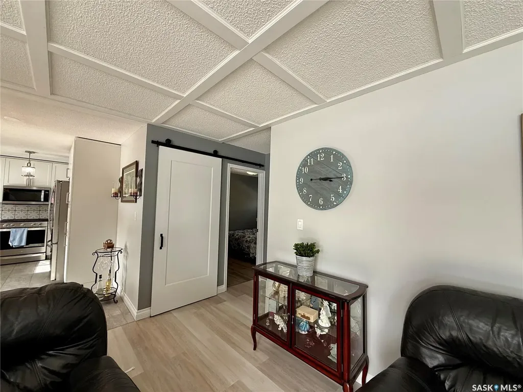 201 4th Avenue SE Eston SK S0L 1A0