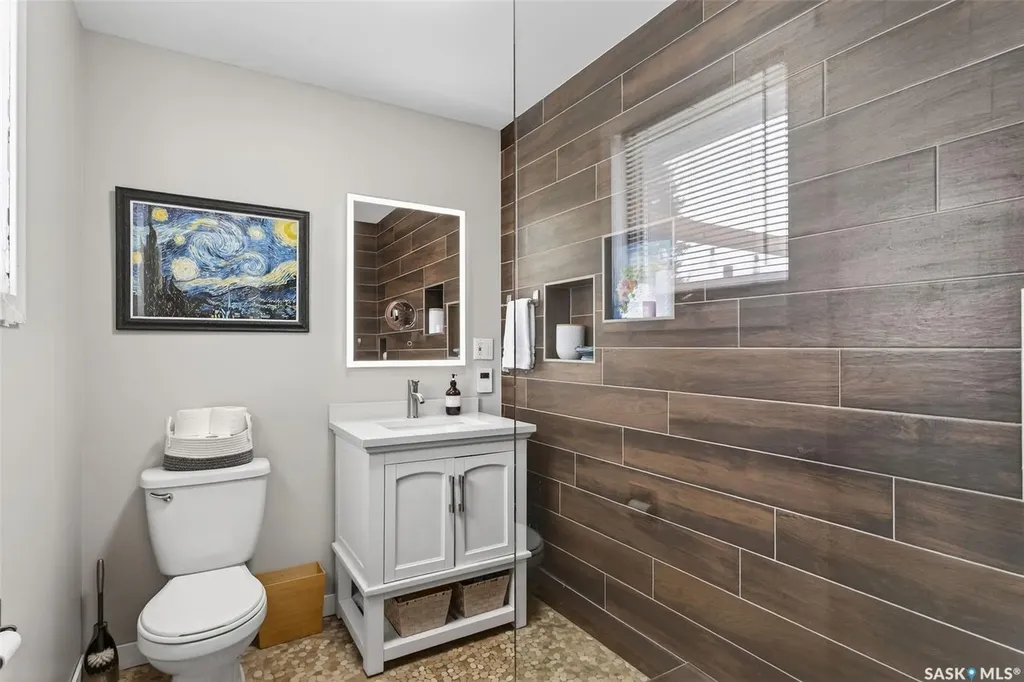 3389 Eagle Crescent Prince Albert SK S6V 7N5